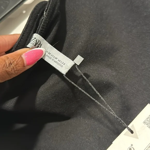 (SOLD)Zara Dress - Picture 6 of 6